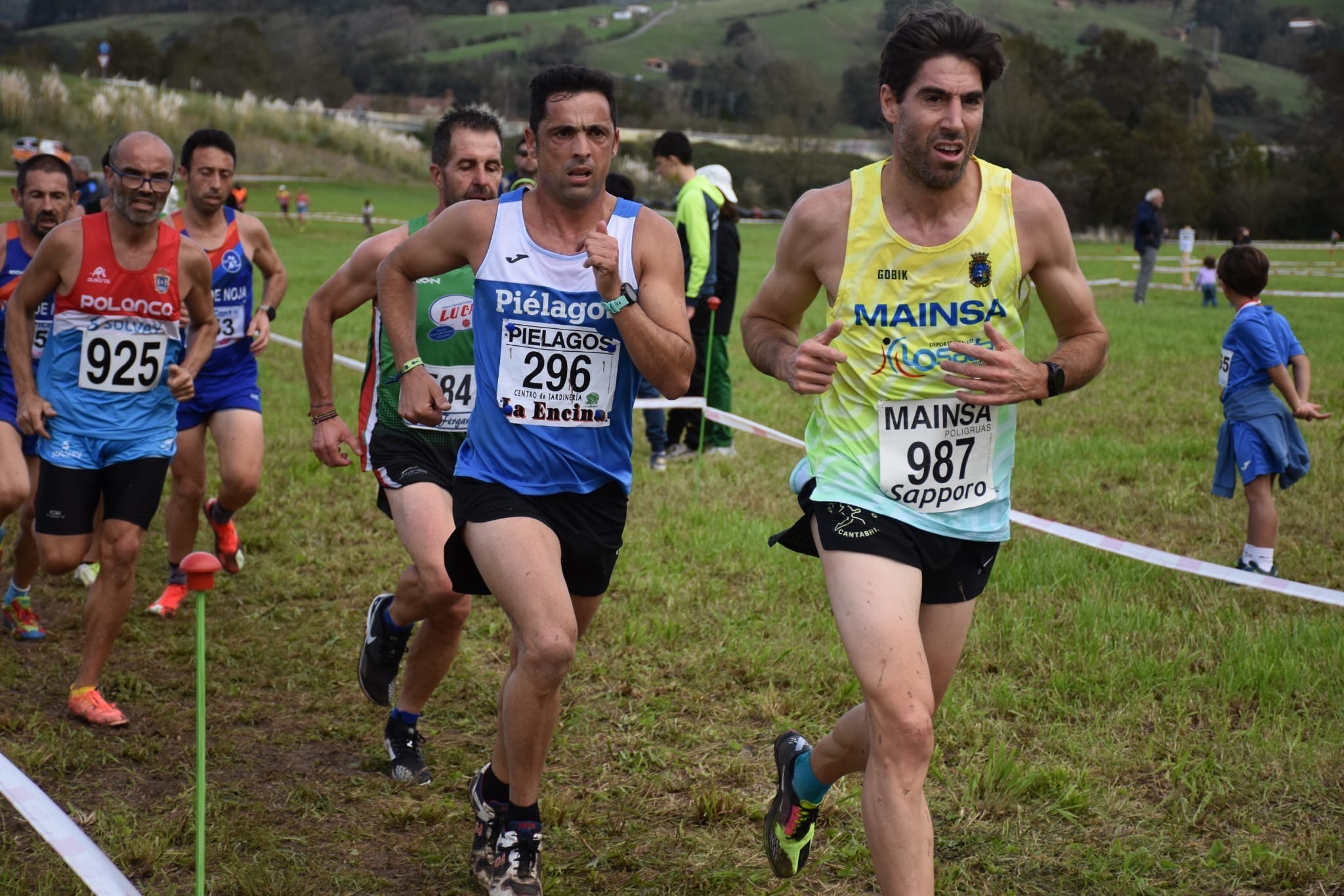 Irene Pelayo y Ricardo Lanza se imponen en el I Cross Arenal de Penagos