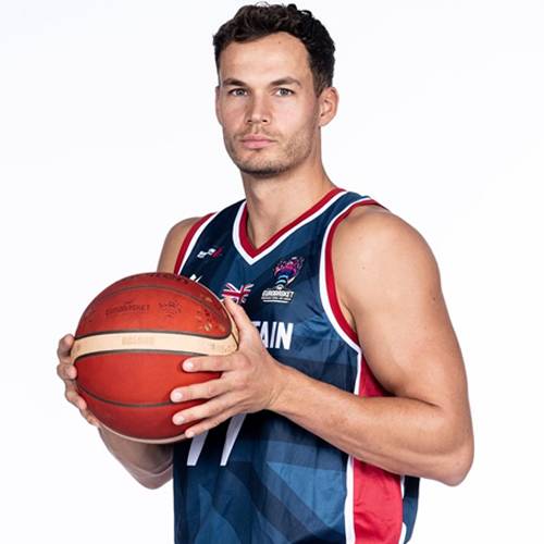 Devon Van Oostrum ya está en Torrelavega a las órdenes de Lolo Encinas