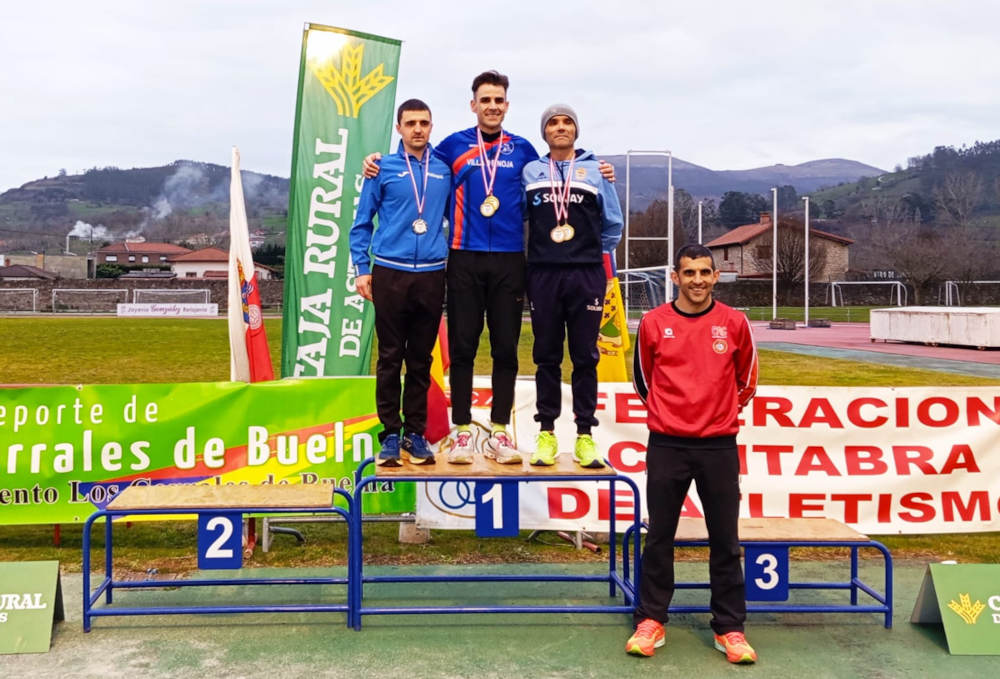 Adrián Díaz, Álvaro Riva y Óscar Fernández se subieron al podio regional de 10.000 metros