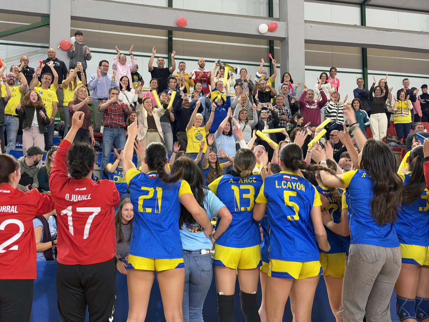 Clínica Ofelia Casanueva BM Pereda y Bathco BM Torrelavega, campeones juveniles