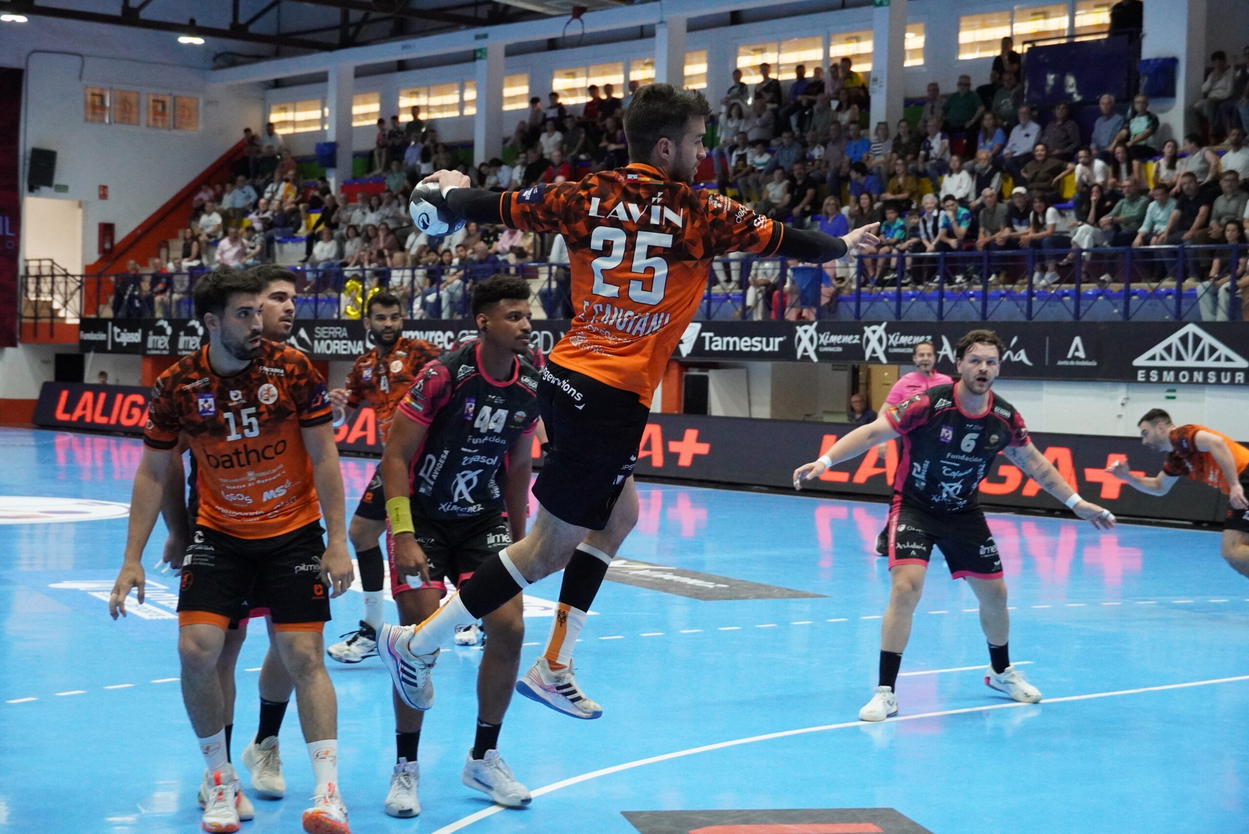 Duro traspiés en Puente Genil