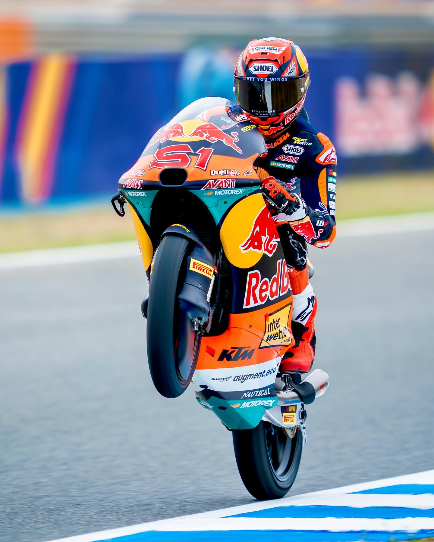 Brian Uriarte, directo a la Q2