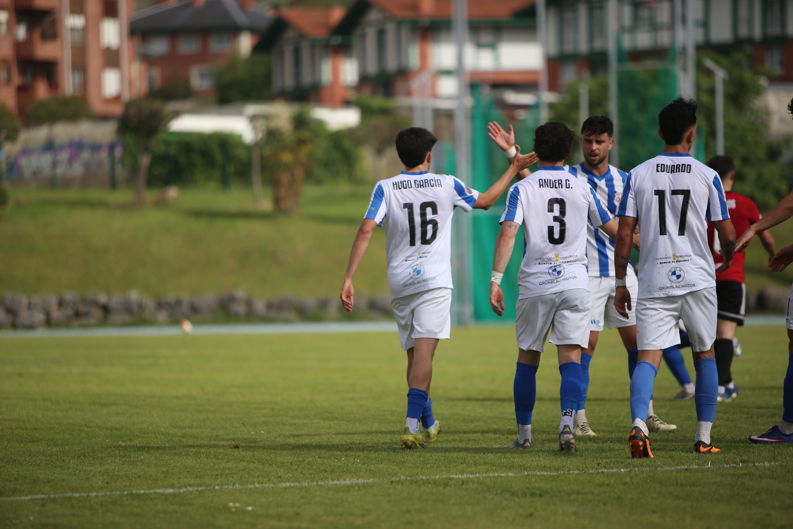 La Gimnástica logra una nueva victoria a domicilio tras imponerse al Castro FC (2-3)
