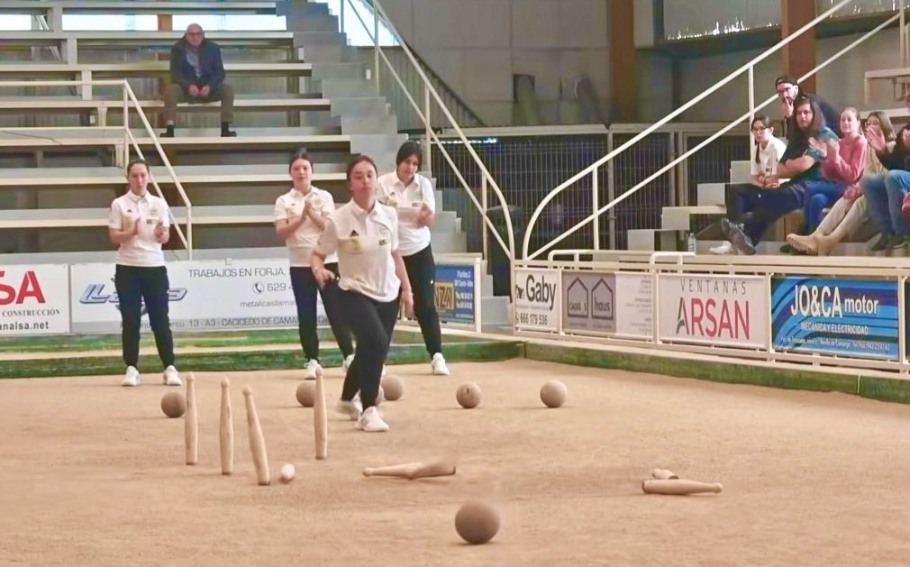 Camargo pierde el primer punto de la temporada ante Torrelavega Siec