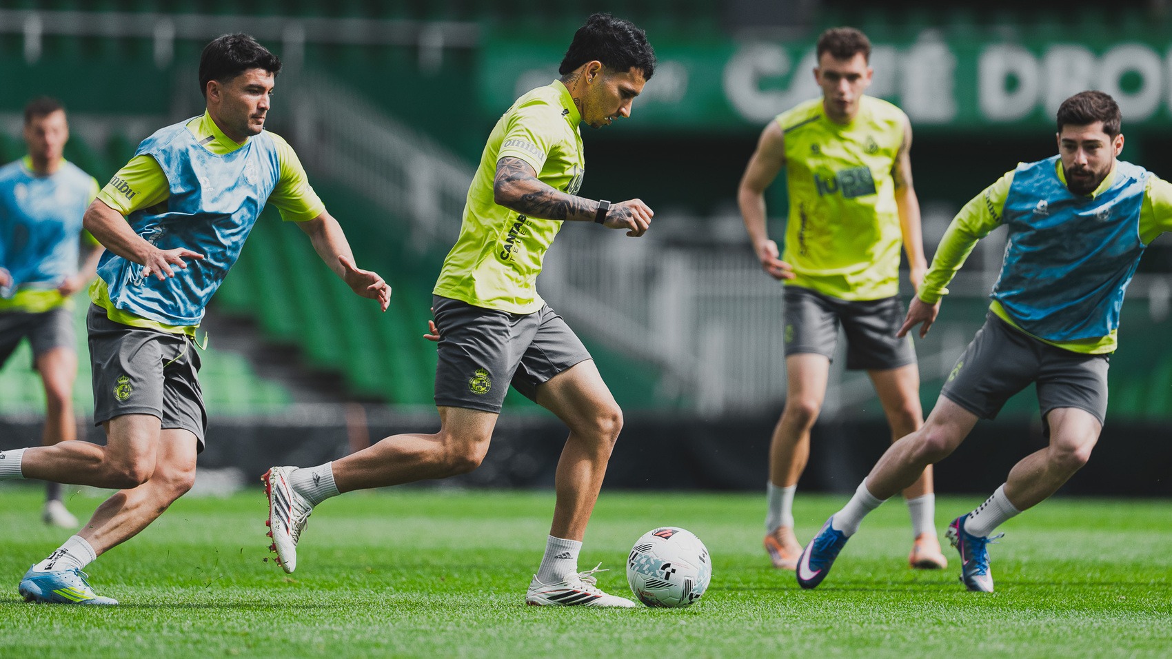 El Racing desarrolla en El Sardinero el tercer entrenamiento de cara al duelo de Butarque