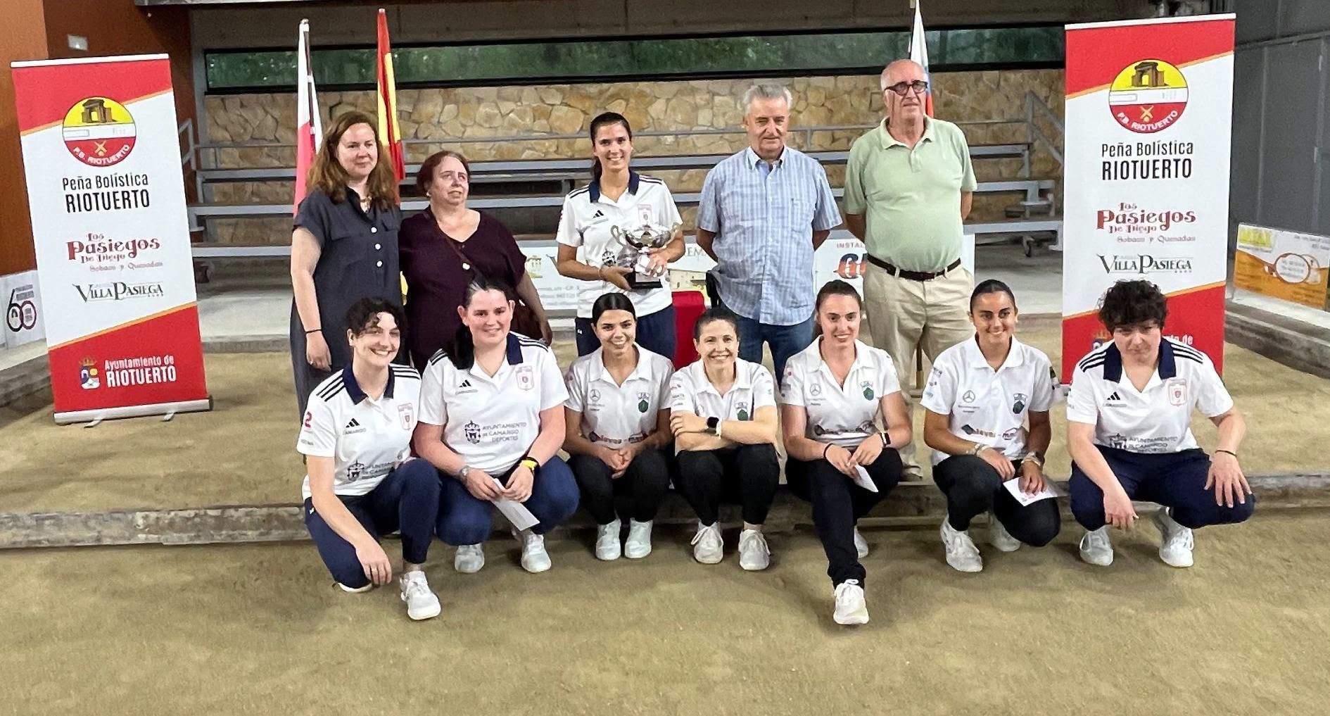 Marta Castillo se impone a Laura Abascal en la final del Concurso Ayuntamiento de Riotuerto
