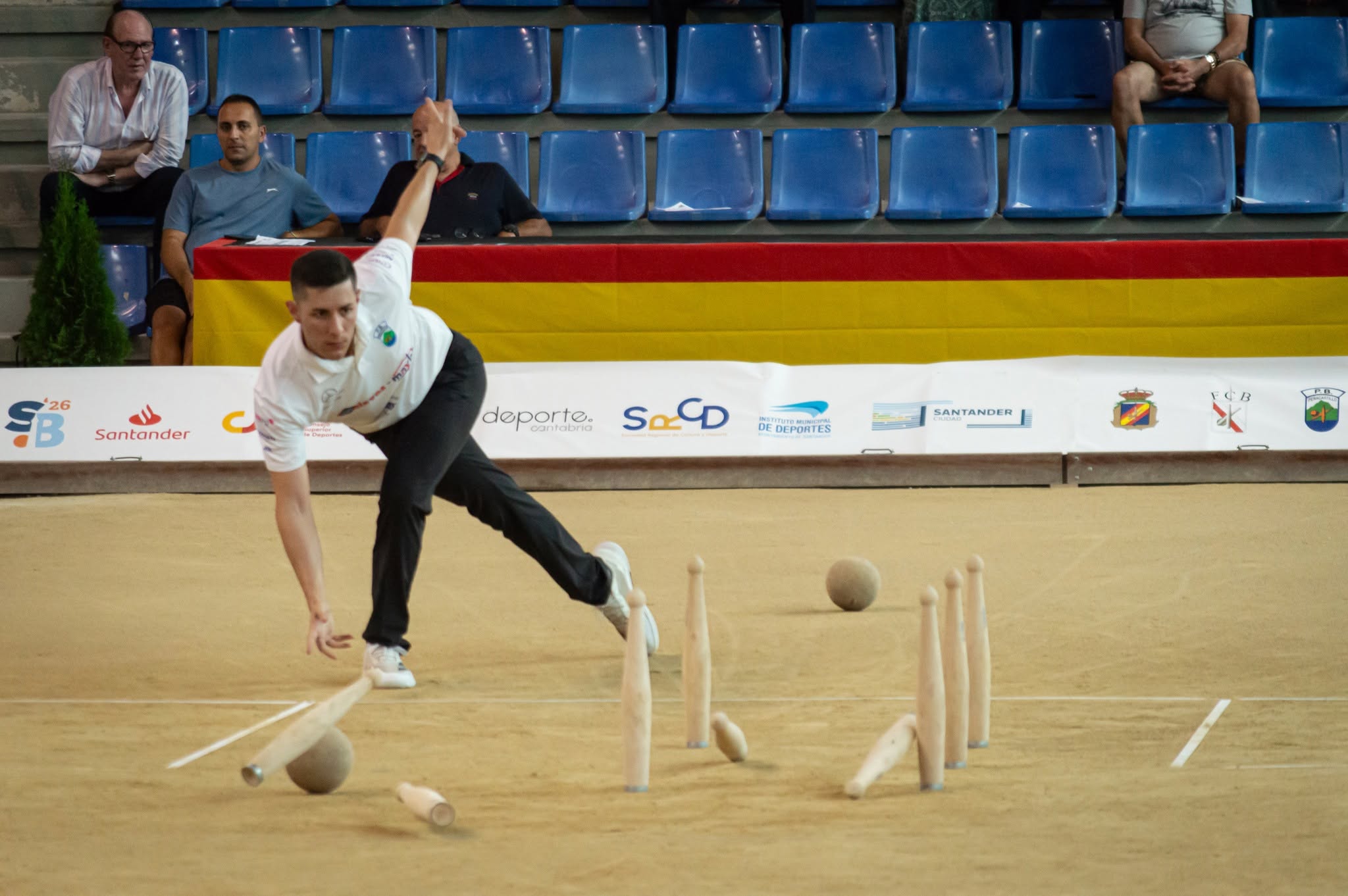 José Manuel González se coloca al frente del Campeonato de España de Primera