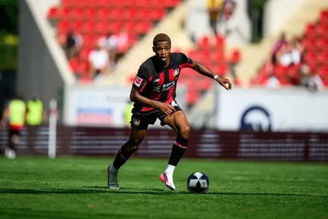 Jeanuël Belocian jugará en el Racing cedido por el Bayer Leverkusen