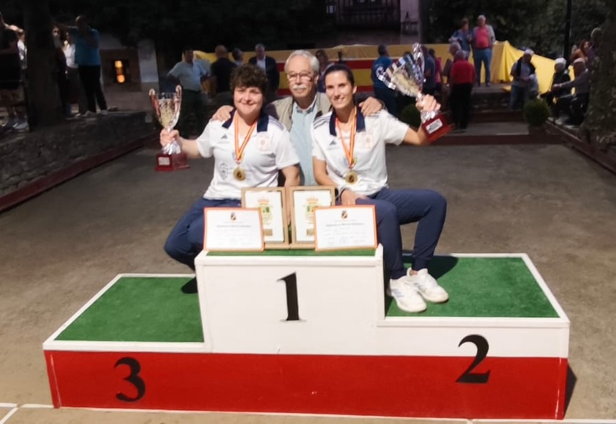 Marta Castillo y Rebeca Bustara (Camargo) se proclaman de nuevo campeonas de España de peñas por parejas