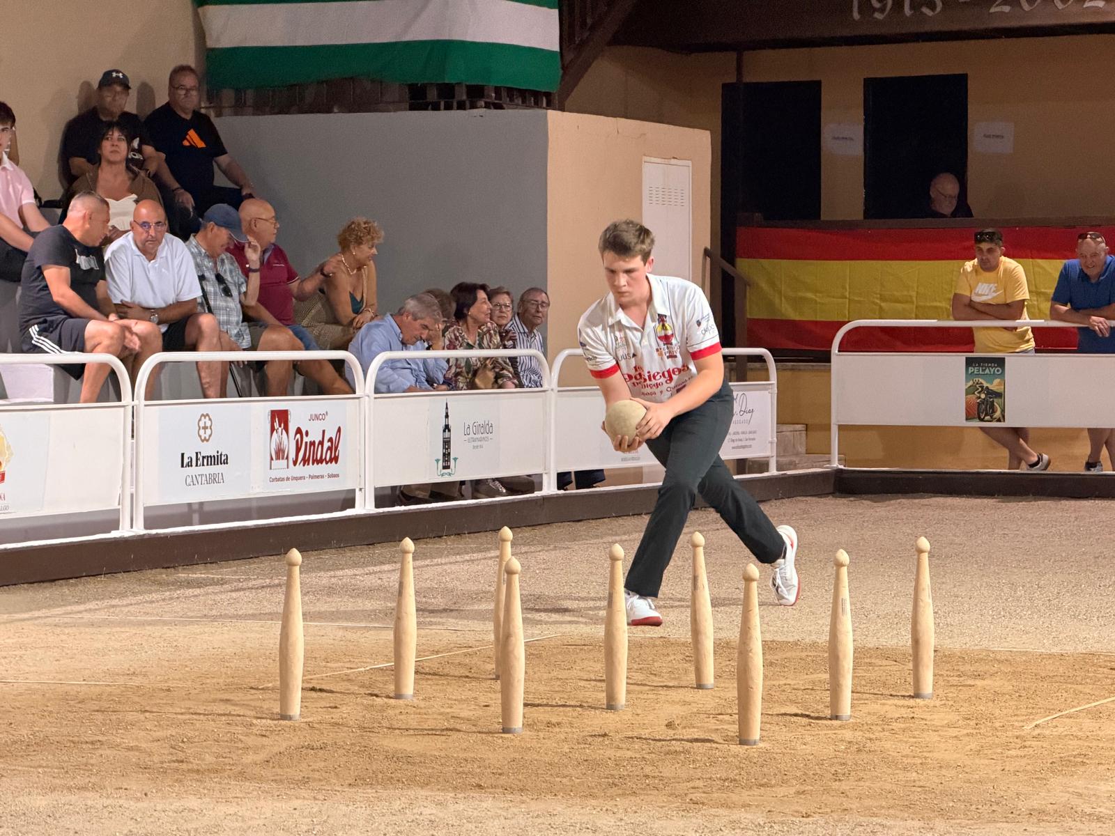 Jesús Pérez lidera el Torneo Bahía de Cádiz tras la primera jornada